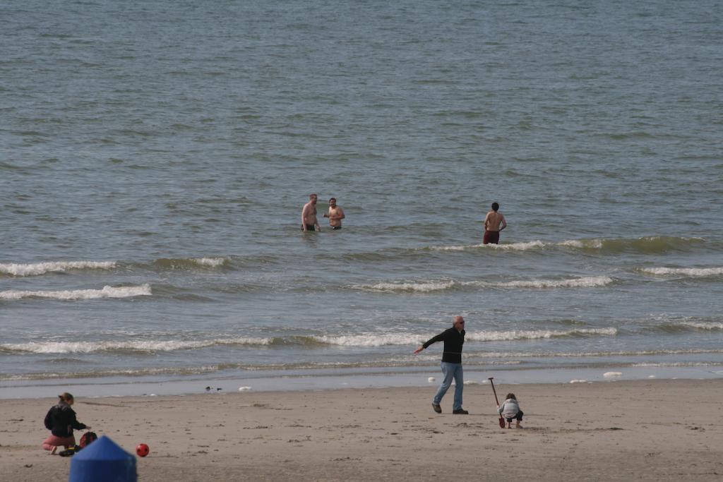 Villa Tremail - La Plage Au Pied De Votre Chambre Wimereux Exteriör bild