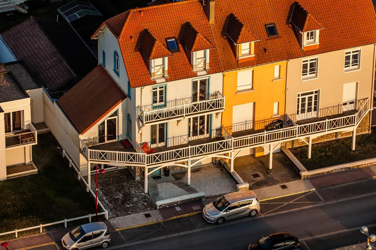 Villa Tremail - La Plage Au Pied De Votre Chambre Wimereux Exteriör bild
